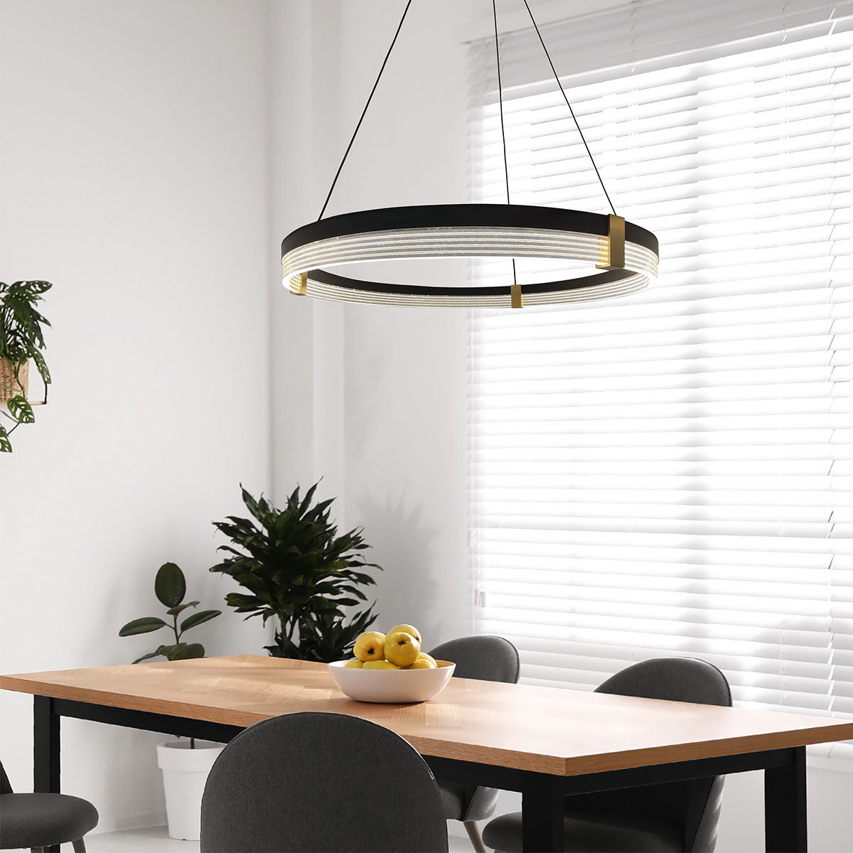 Lampa wisząca Plum Triangle 60 cm czarno-transparentna LED CCT - plum-1-lampa-wiszaca-led-cct-lp-04071p-m-bk-triangle-4.jpg